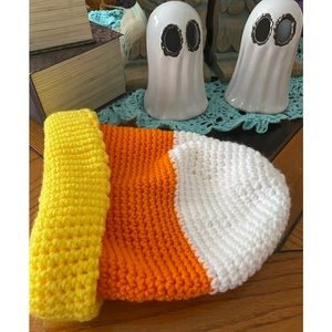 CANDY CORN BEANIE CHILD SIZE  NWOT